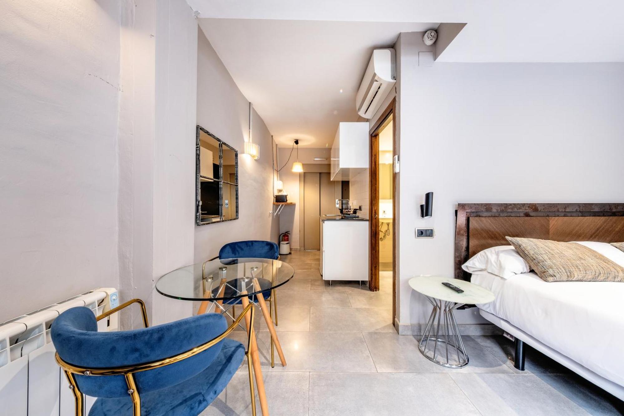 Ainb Picasso-corders Apartment